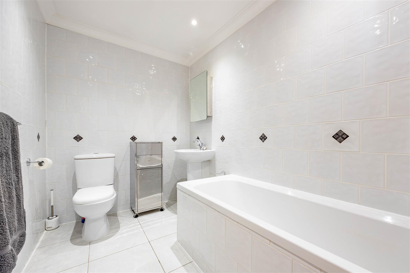 Bedroom 1 En-Suite